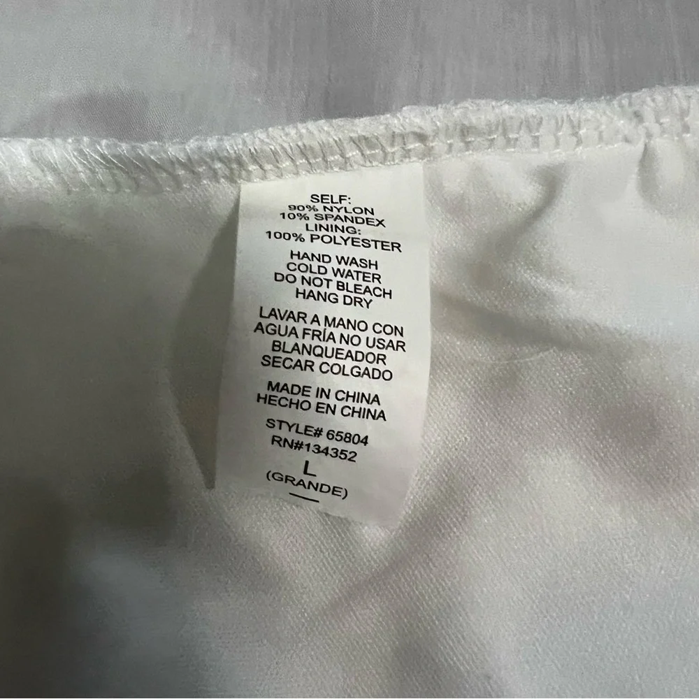 Ambiance Apparel white lace skirt size L NWOT - Picture 4 of 4